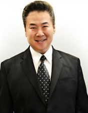 Bernhard Sjautu - Life Pharm Global Network CEO
